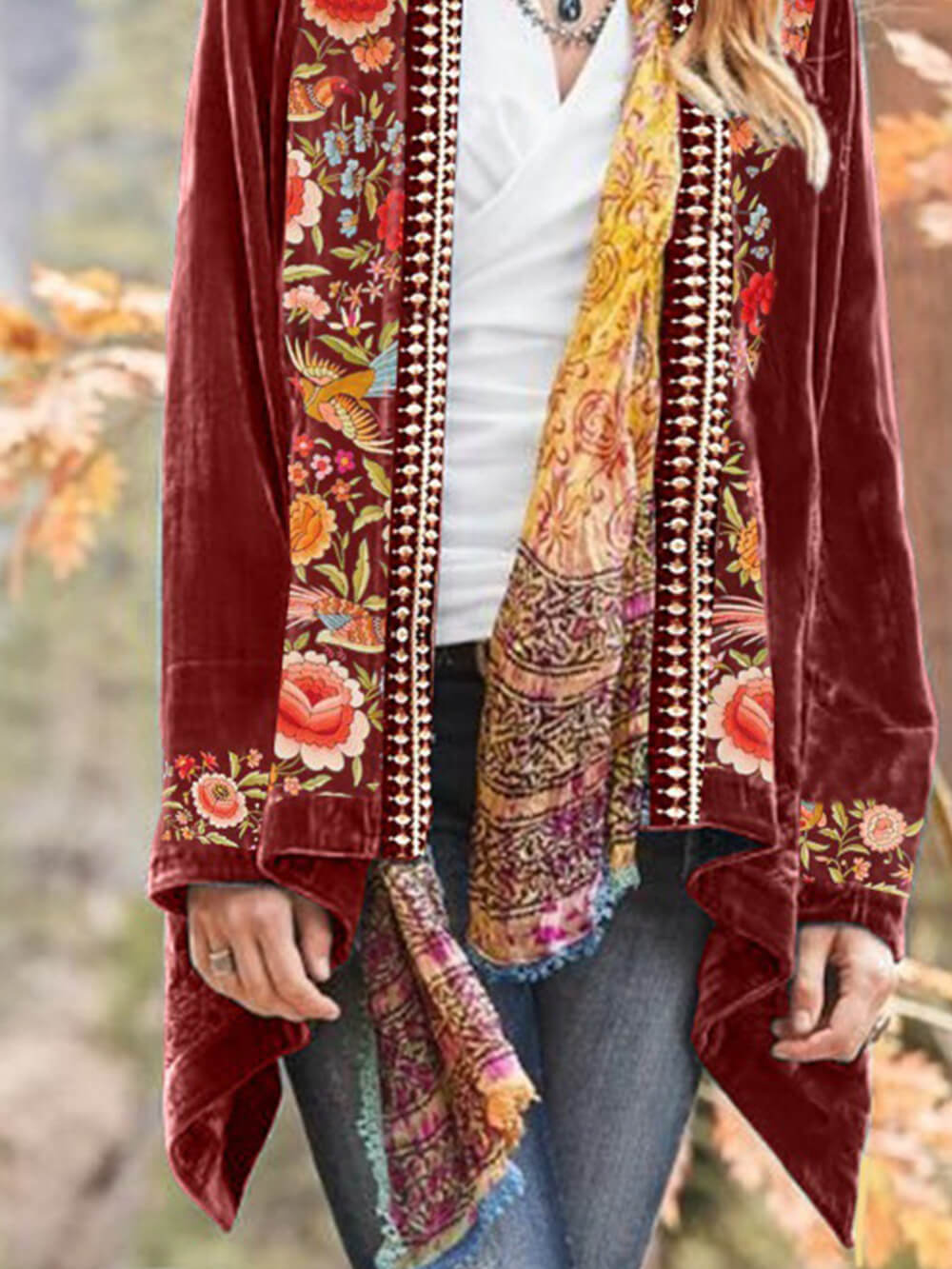 Boho gėlių aksominis kimono megztinis