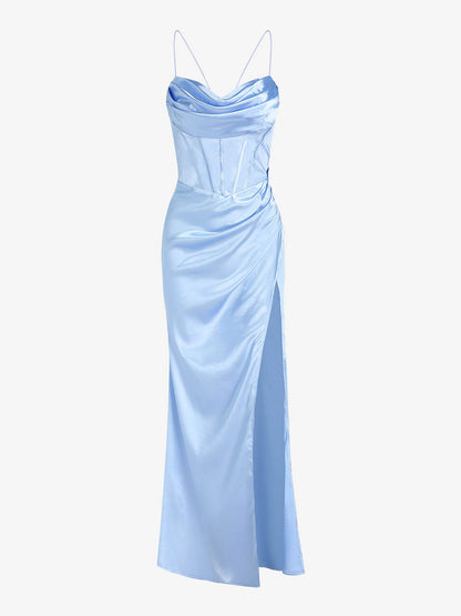 Robe longue ajustée en satin 