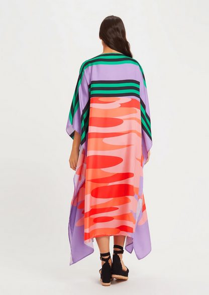 Kaftan With Abstract Flair