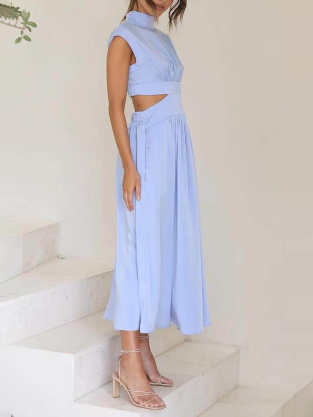 Vestido midi de vacaciones con bolsillos y cintura recortada