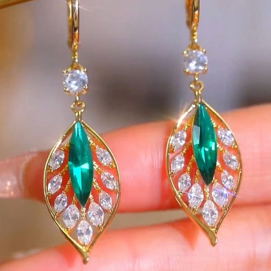 Green Gemstone Leaf Earrings (1pair)