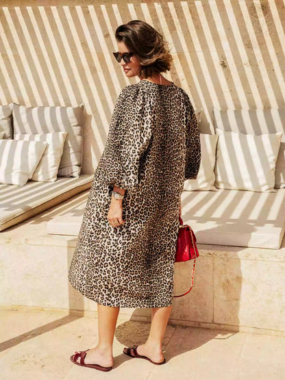 Vestido midi con estampado de leopardo de Enchanted Wilderness