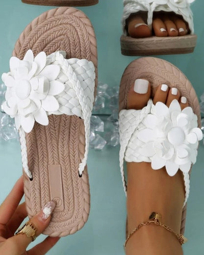 Geflochtene Zehensteg-Strand-Flip-Flops mit Blumenmuster