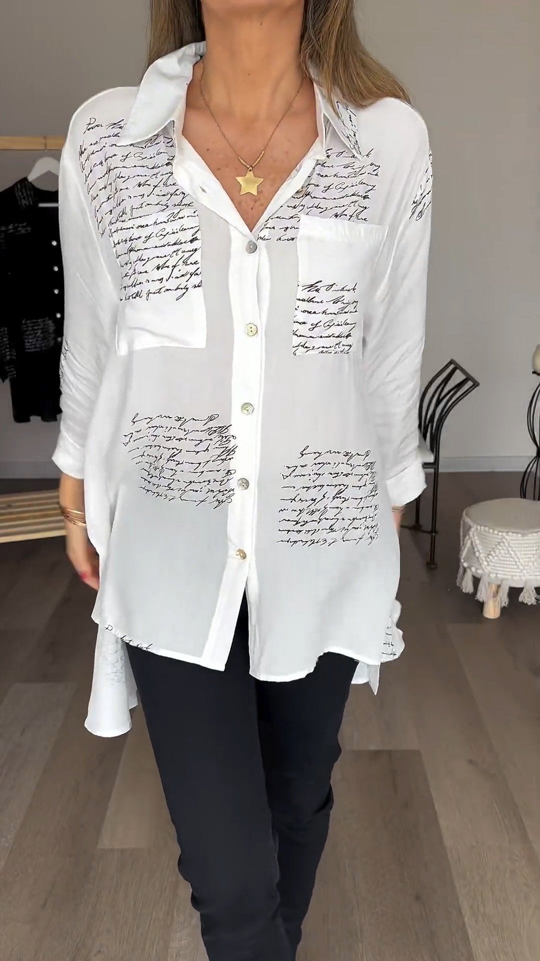 2024 Nouvelle offre spéciale 💖 Chemise à revers à la mode avec lettres imprimées 