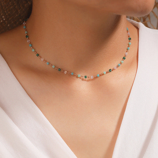 Türkisfarbene Boho-Halskette – handgefertigter Perlen-Choker