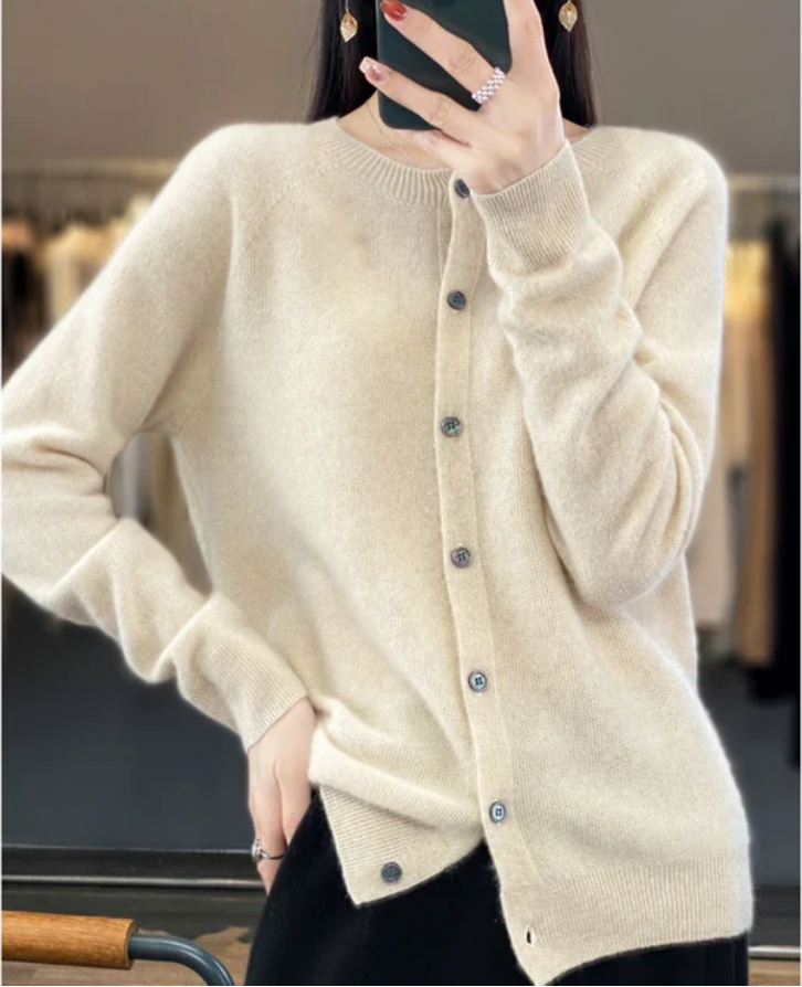 COSY WOOL CARDIGAN