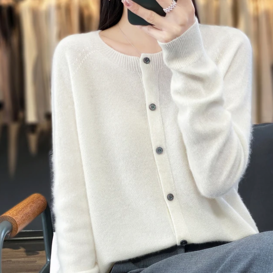 COSY WOOL CARDIGAN