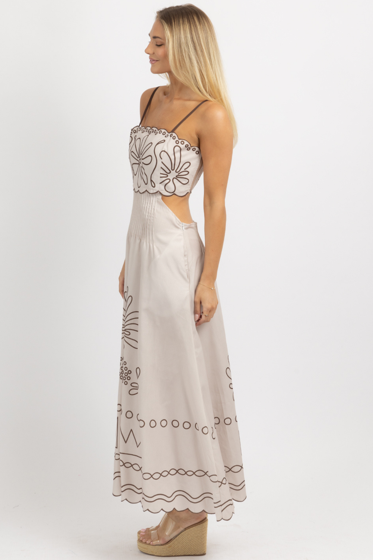 PICKING PETALS MAXI DRESS