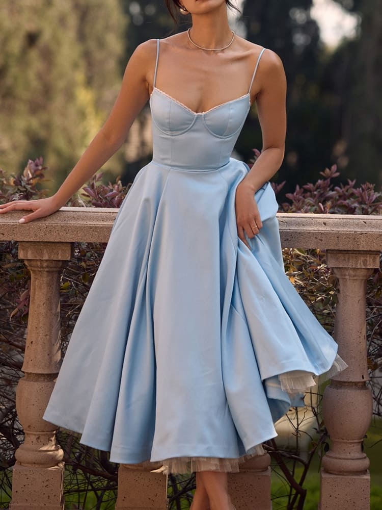 Robe midi en tulle bleu Cendrillon 