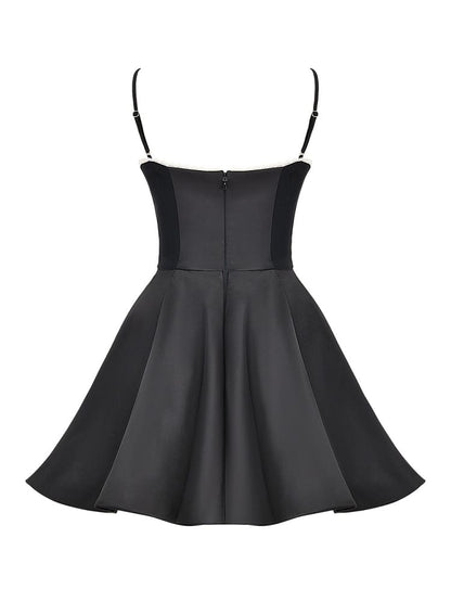 Robe courte en tulle noire 